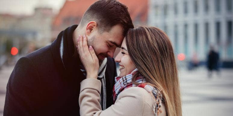 7 Common Phrases The Happiest Couples Never Say To Each Other man and woman embracing