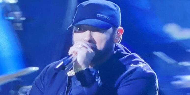 Why Did Eminem Perform At The Oscars? Rapper Shocks Audience With 'Lose Yourself' Rendition Why Did Eminem Perform At The Oscars? Rapper Shocks Audience With 'Lose Yourself' Rendition