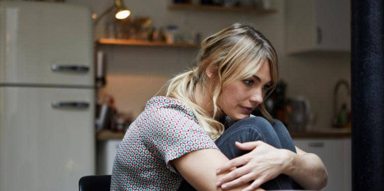 10 Signs You're Emotionally Numb Inside Because Of Childhood Emotional Neglect 10 Signs You're Emotionally Numb Inside Because Of Childhood Emotional Neglect