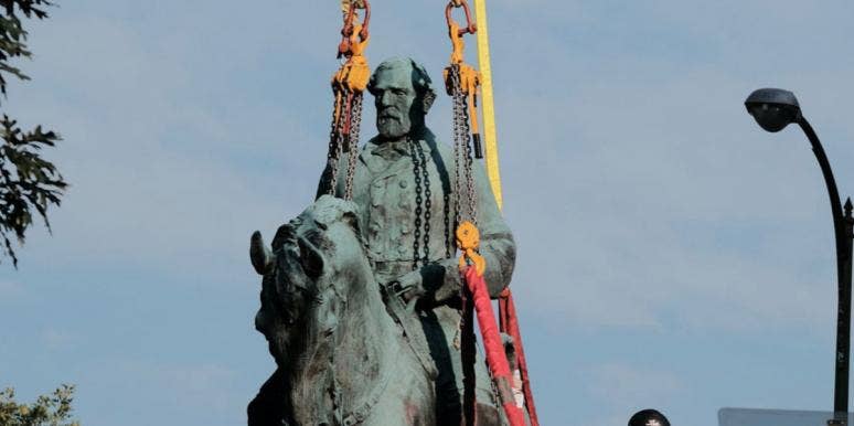 Charlottesville City Council To Give Confederate Statue To Heritage Center To Melt It Down Robert E. Lee Statue