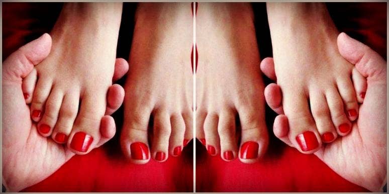 How To Spot A Partner's Kinky Foot Fetish — And Make It HOT! How To Spot A Partner's Kinky Foot Fetish — And Make It HOT!