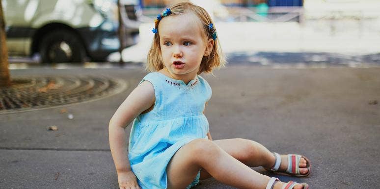 He Picked His New Wife Over His Daughter — And I'm Livid photo of young daughter on beach