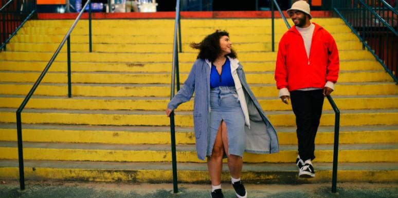 9 Concerning Warning Signs You're In A Toxic Relationship 9 Concerning Warning Signs You're In A Toxic Relationship