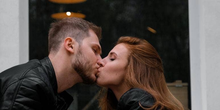 How To Impress A Woman On A First Date & Make Her Want To Go On A Second Date How To Impress A Woman On A First Date & Make Her Want To Go On A Second Date