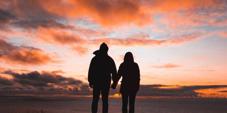 How To Make An LDR Work, Using Astrology How To Make A Long-Distance Relationship Work, By Zodiac Sign