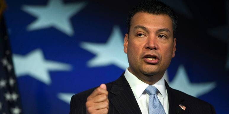 Alex Padilla's Wife: Who Is Angela Padilla? Alex Padilla's Wife: Who Is Angela Padilla?