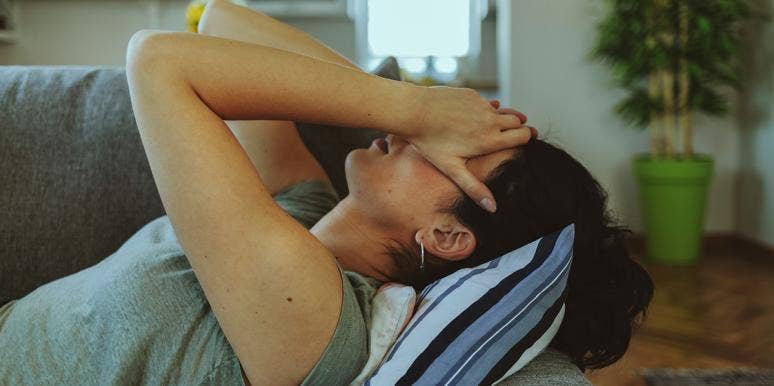 Woman Shares Powerful Pictures From Before And After An Anxiety Attack Woman Shares Powerful Pictures From Before And After An Anxiety Attack