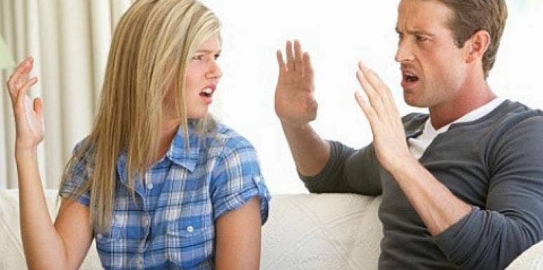 8 Signs Your Boyfriend Is Way Too Controlling 8 Signs Your Boyfriend Is Way Too Controlling