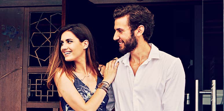 attract healthy partners and identify red flags couple at a fancy restaurant