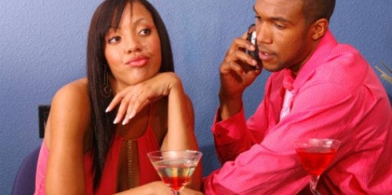 Signs you might be dating an alcoholic