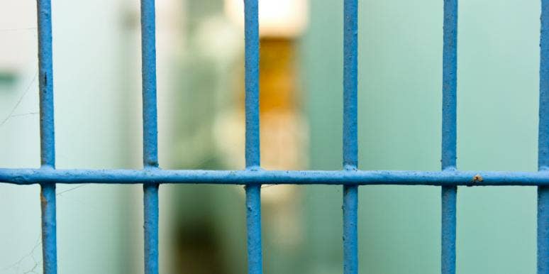 8 Ex-Cons Explain What Life In Prison Is Actually Like
