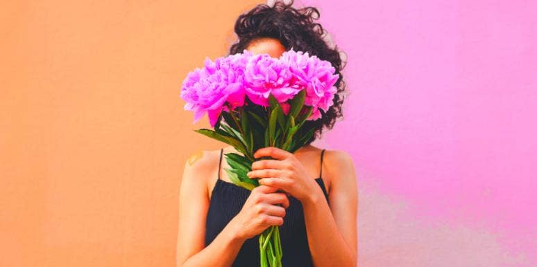 30 Best Bouquets & Flower Arrangements To Send For A Beautiful Valentine's Day Surprise
