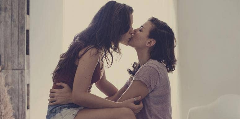 Why Women Become More Bisexual As They Age Why Women Become More Bisexual As They Age