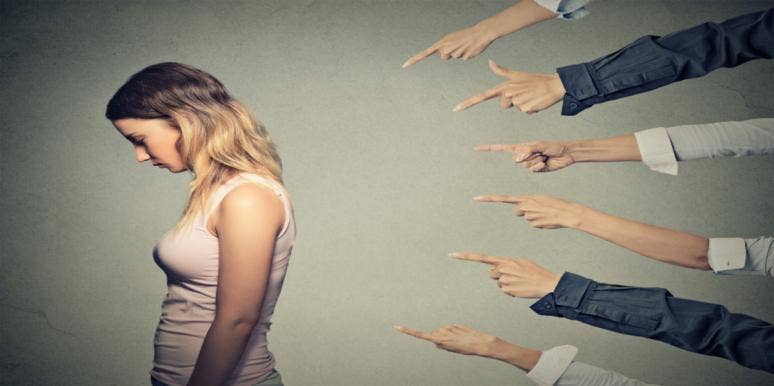 The Black Sheep Of The Family - Meaning, Signs, And Ways To Cope black sheep of the family being pointed out