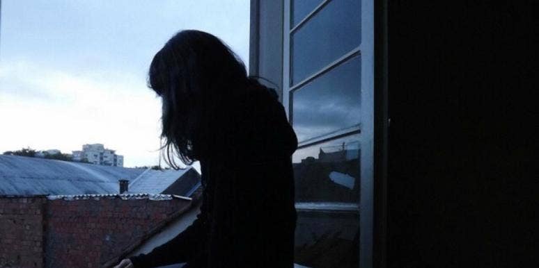breakup sad woman