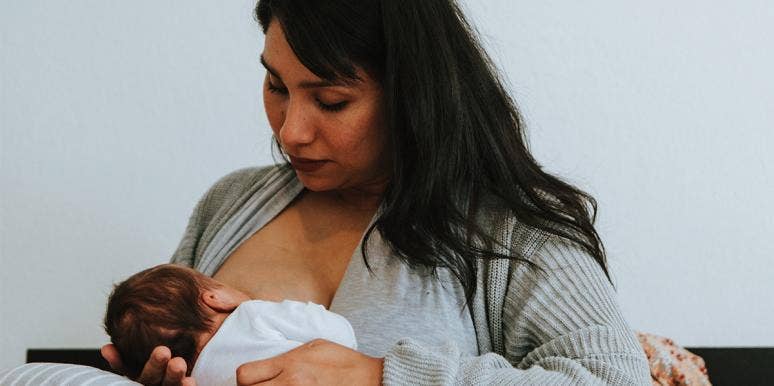 Why This Breastfeeding Mom Squirted Milk On A Hater Why This Breastfeeding Mom Squirted Milk On A Hater
