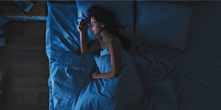 breathing trick fall asleep 60 seconds woman asleep in 60 seconds