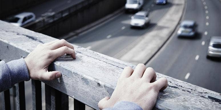 Man Saves Stranger's Life By Talking Him Out Of Jumping bridge