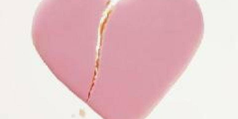 3 Things That Destroy Love broken heart cookie