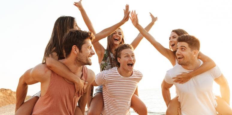 The Perfect Explanation To Why 'Just Friends' Never Works group of friends