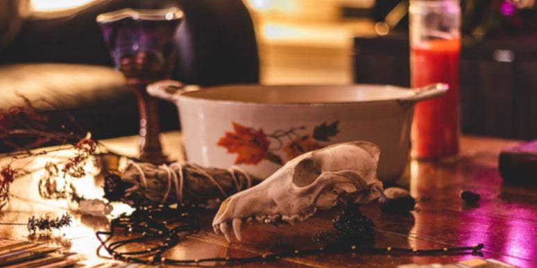 How To Cast A Jar Spell For Prosperity, Healing & Love For The Next Full Moon — For All Zodiac Signs In Astrology
