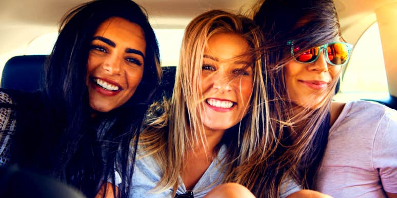 Why The Cheerleader Effect Makes People More Attractive In Groups
