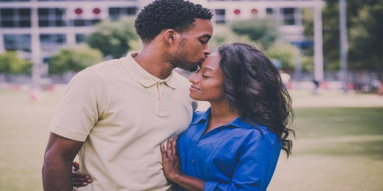 Why As A Girl, I’m Glad Chivalry Is Dead couple embracing