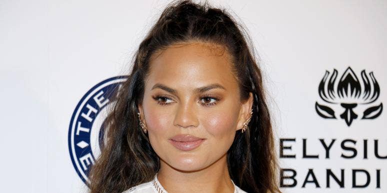 Why Do People Like Chrissy Teigen Bully Others On Social Media Chrissy Teigen