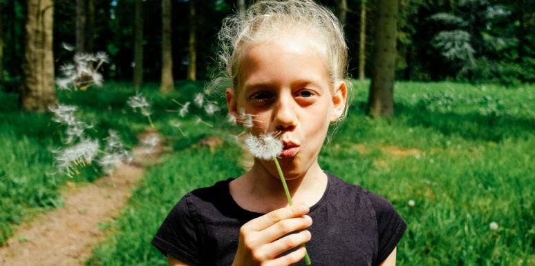 How To Raise Generous, Loving Kids How To Raise Generous, Loving Kids