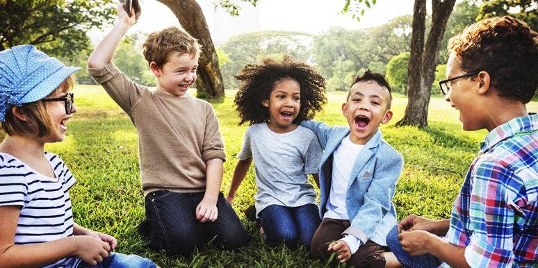 To Moms Who Raise Their Kids Colorblind: That's Racist kids gathering together