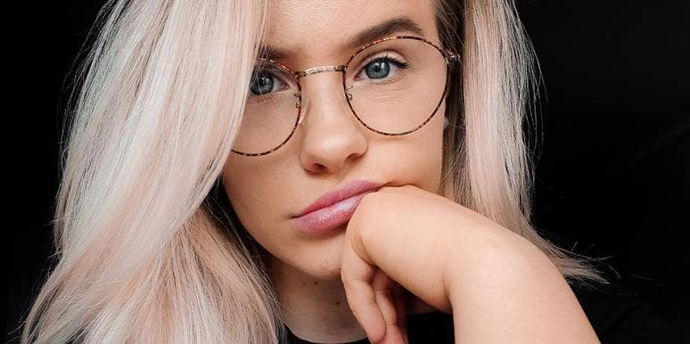 5 Ways To Know If You're In A Relationship With Someone Who Has Commitment Issues 5 Ways To Know If You're In A Relationship With Someone Who Has Commitment Issues