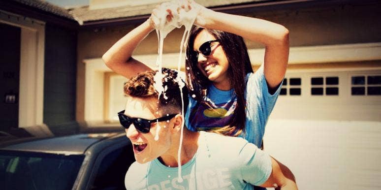 couple cleaning couple cleaning