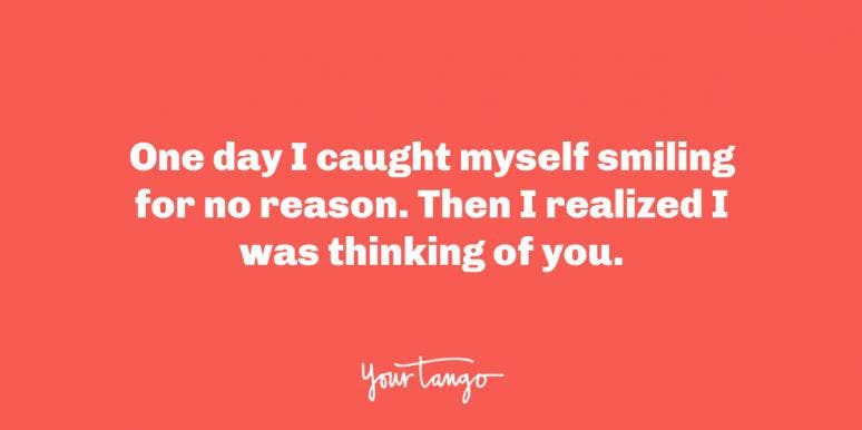 Unknown smile to girl make paragraph a