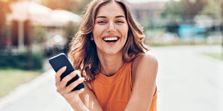 Dating Advice On The 9 Do's & Don'ts Of Using Social Media To Get A Date Dating Advice On The 9 Do's & Don'ts Of Using Social Media To Get A Date