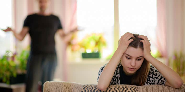 Teen Calls Her Father A 'Loser' For Losing Her College Fund Through Stocks & Options Trading Daughter arguing with her father