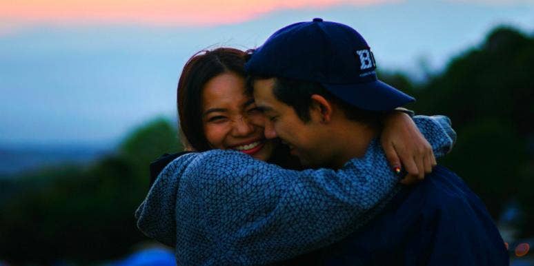 The 5 Love Languages (And The Pros And Cons Of Each) The 5 Love Languages (And The Pros And Cons Of Each)