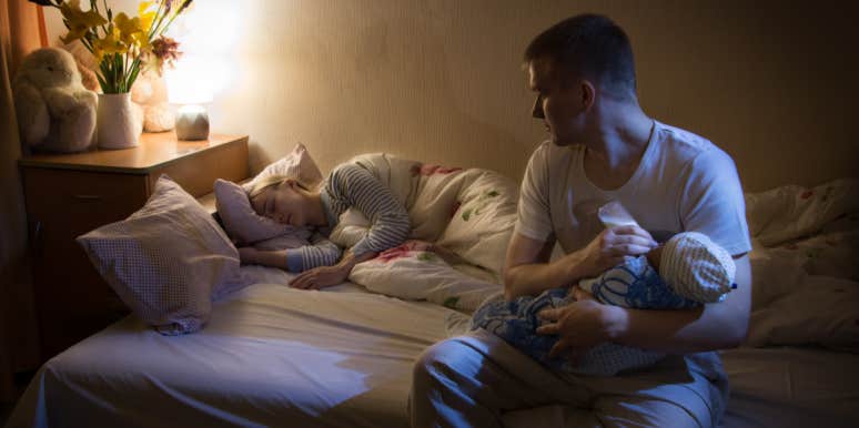 Don't Praise Me For Being A Dad Who Gets Up At Night For My Baby dad feeding baby late at night