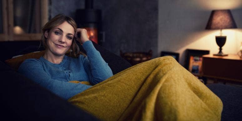 expressions that lead to procrastination smiling woman relaxing