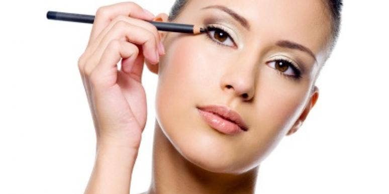 How To Apply Eyeliner For Any Type Of Date Night How To Apply Eyeliner For Any Type Of Date Night