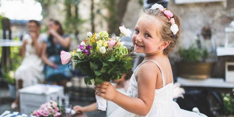 4-Year-Old Flower Girl Stole The Show At Her Mom's Wedding 4-Year-Old Flower Girl Stole The Show At Her Mom's Wedding