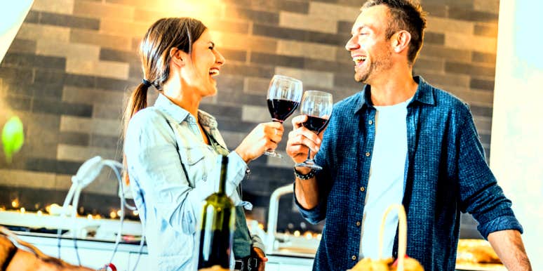 What Does FWB Mean? A Simple Guide To The Meaning Of This Slang Acronym fwb
