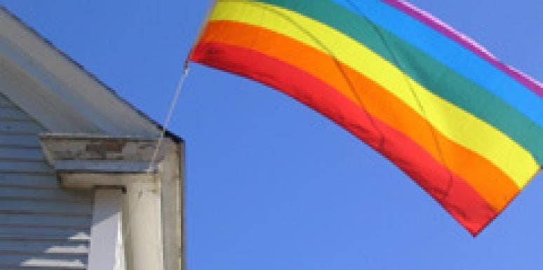 9 Signs He's Gay signs he's gay