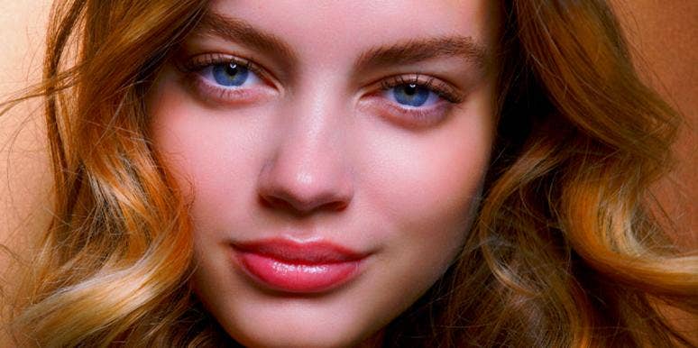 The Bizarre Thing That Happens When You Stare Into Someone's Eyes For 10 Minutes woman's face