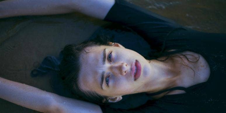 4 Ways To Finally, TRULY Become Comfortable Being Alone Post-Divorce 4 Ways To Finally, TRULY Become Comfortable Being Alone Post-Divorce