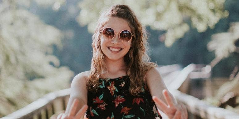 How To Be More Attractive To Men & Attract Romance How To Be More Attractive To Men & Attract Romance
