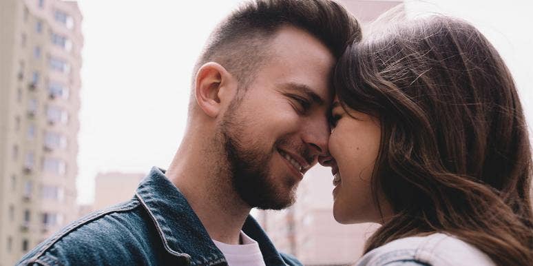12 Small Traits The Happiest Couples Have In Common happy couple