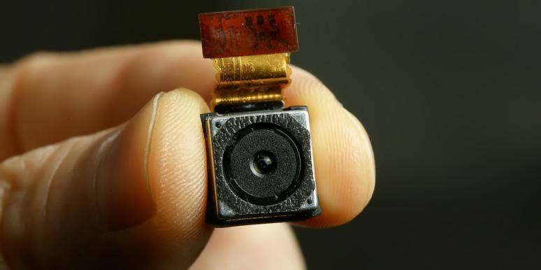 Man Shares How To Spot Hidden Cameras As Spyware Is Getting More Advanced hidden camera