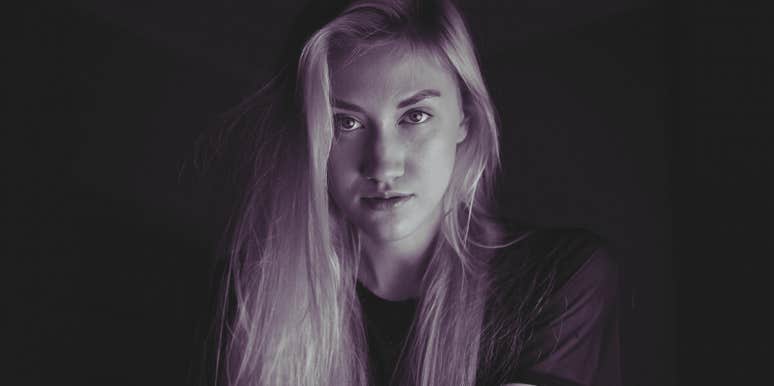 How To Deal With A Malignant Narcissist & Signs To Identify One stoic woman