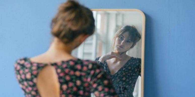 woman dealing with life after divorce woman dealing with life after divorce