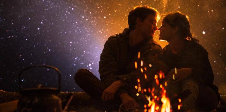 When Is The October 2021 New Moon In Libra? How The Lunar Energy Will Affect All Zodiac Signs In Love & Relationships man and woman under stars